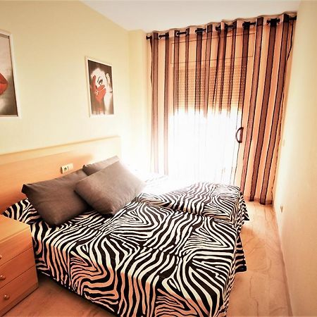 Apartamentos Sol Dorada Салоу Экстерьер фото