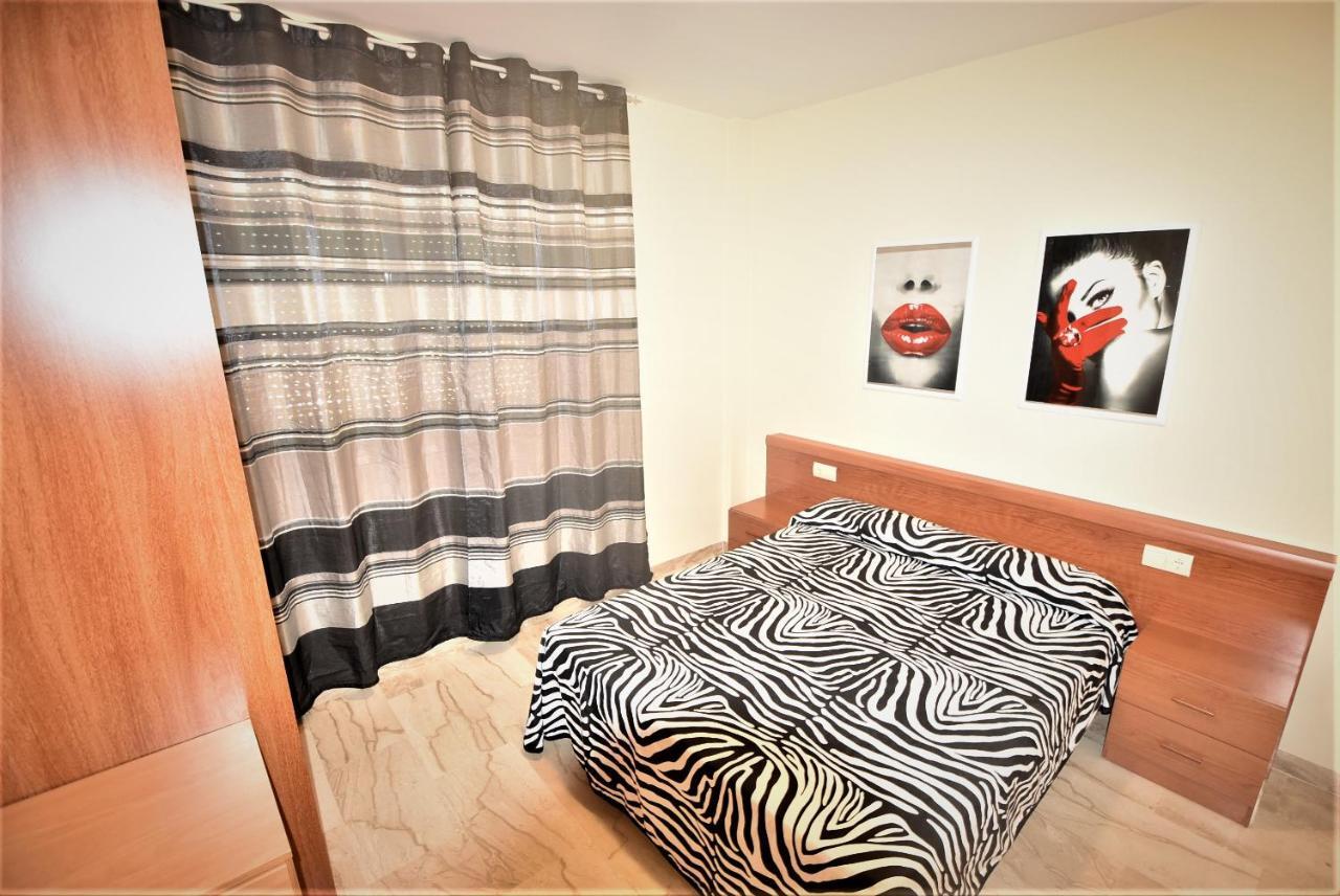 Apartamentos Sol Dorada Салоу Экстерьер фото